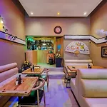 Exquisite And Homely Apartment, Private Balcony